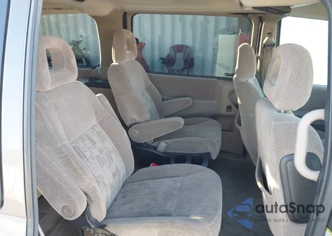 2002 Pontiac Montana M16 W/1Se Pkg. from USA, damaged, VIN 1GMDX13E12D233306